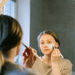 Retinal w rytmie slow: łagodna droga do świetlistej cery